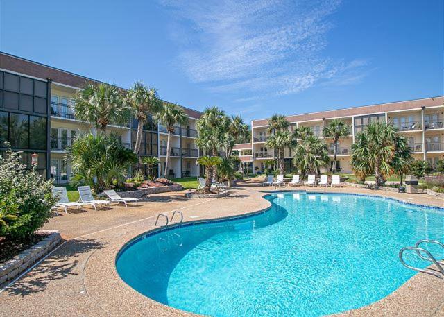 Fun 2 Bed/2 Bath Condo With Pool On Biloxi Beach Zewnętrze zdjęcie